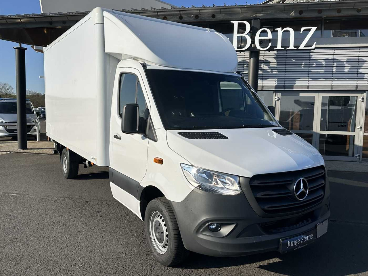 Mercedes-Benz Sprinter 317 CDI Koffer LBW Klima Kamera SHZ - Box van: picture 1 Mercedes-Benz Sprinter 317 CDI Koffer LBW Klima Kamera SHZ - Box van: picture 1