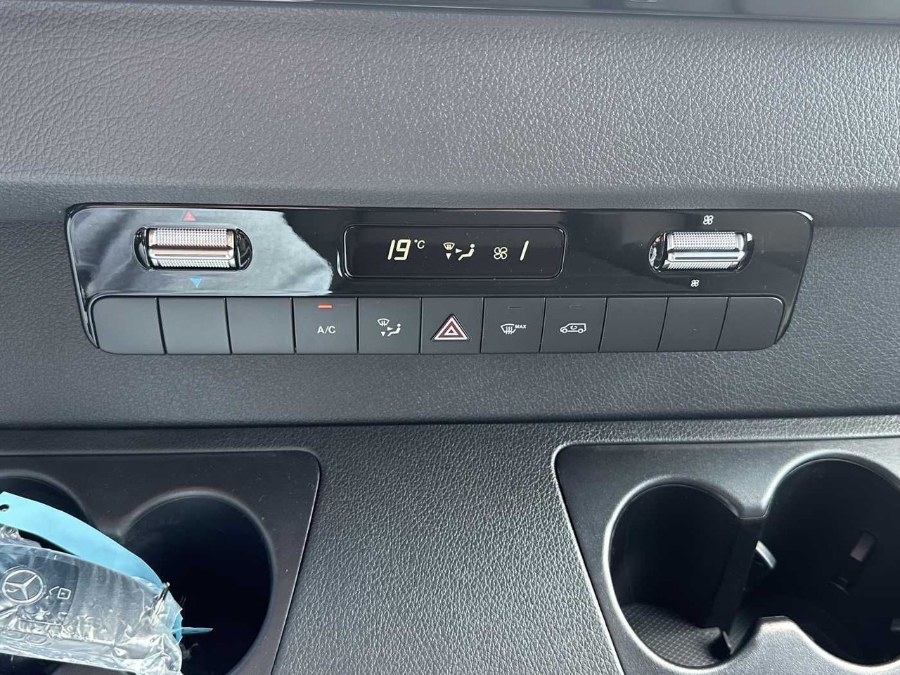 Panel van Mercedes-Benz Sprinter 319 CDI 4x4 4325 Kamera LED SHZ MBUX: picture 15