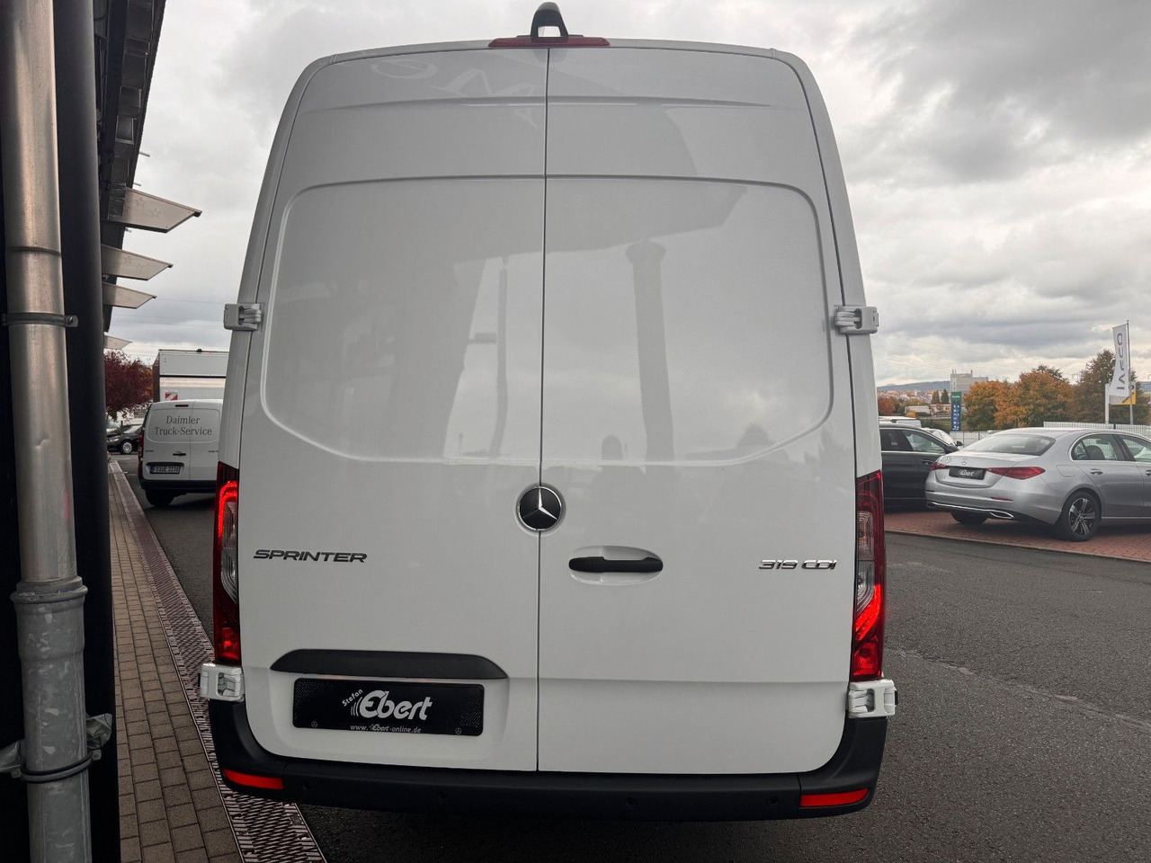 Mercedes-Benz Sprinter 319 CDI Extralang DISTRONIC Kamera LED - Panel van: picture 5 Mercedes-Benz Sprinter 319 CDI Extralang DISTRONIC Kamera LED - Panel van: picture 5