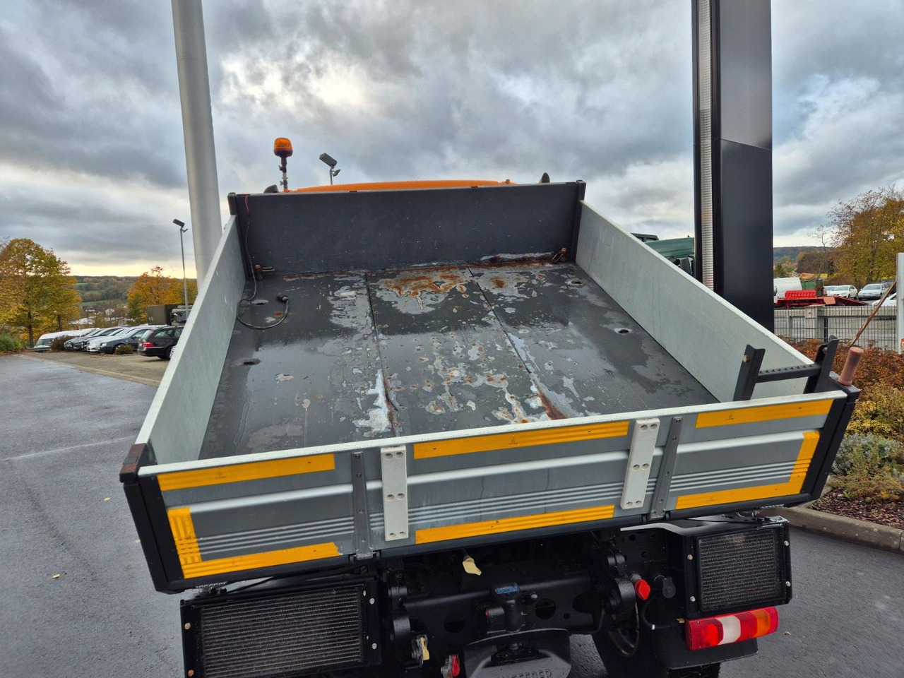 Mercedes-Benz U 218 4x4 Winterdienst, Hydrostat, Zapfwelle - Tipper: picture 5 Mercedes-Benz U 218 4x4 Winterdienst, Hydrostat, Zapfwelle - Tipper: picture 5