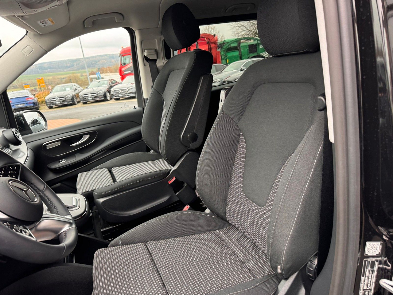 Station wagon Mercedes-Benz V 220 d STYLE K Liege-Paket AHK2,5 DISTRONIC: picture 9 Station wagon Mercedes-Benz V 220 d STYLE K Liege-Paket AHK2,5 DISTRONIC: picture 9