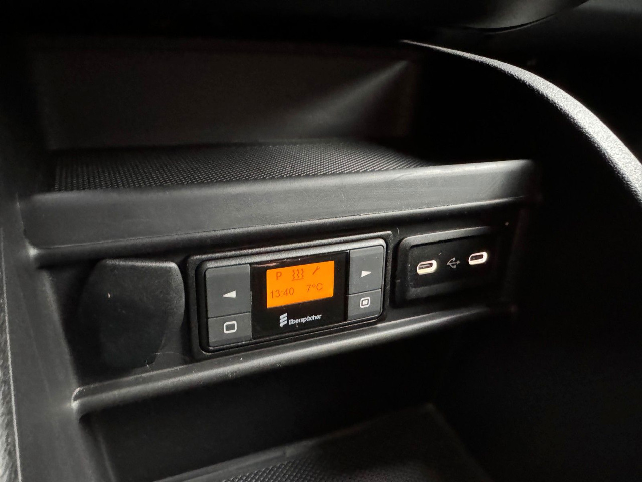 Station wagon Mercedes-Benz V 220 d STYLE K Liege-Paket AHK2,5 DISTRONIC: picture 17 Station wagon Mercedes-Benz V 220 d STYLE K Liege-Paket AHK2,5 DISTRONIC: picture 17