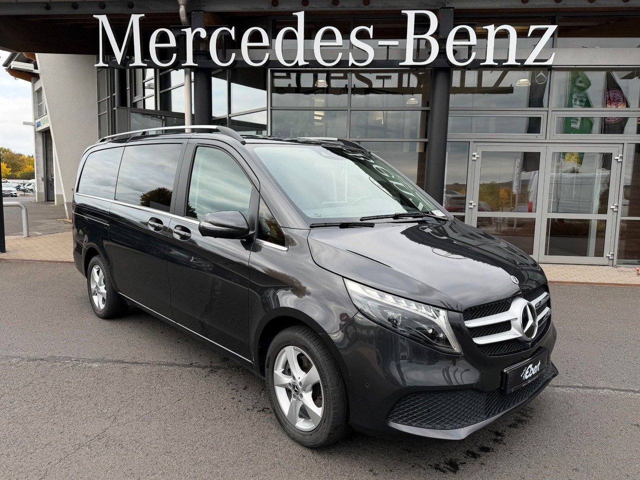 Mercedes-Benz V 250 AVANTGARDE ED AHK Tisch 6Sitze - Station wagon: picture 1 Mercedes-Benz V 250 AVANTGARDE ED AHK Tisch 6Sitze - Station wagon: picture 1