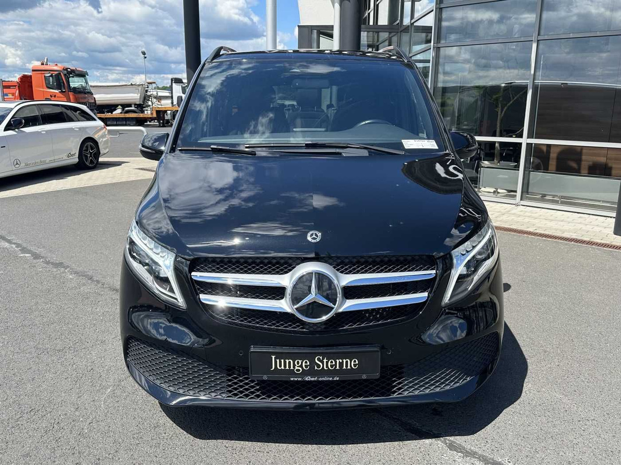 Mercedes-Benz V 250 d EDITION ILS Panorama Kamera 8Sitze - Passenger van: picture 2 Mercedes-Benz V 250 d EDITION ILS Panorama Kamera 8Sitze - Passenger van: picture 2