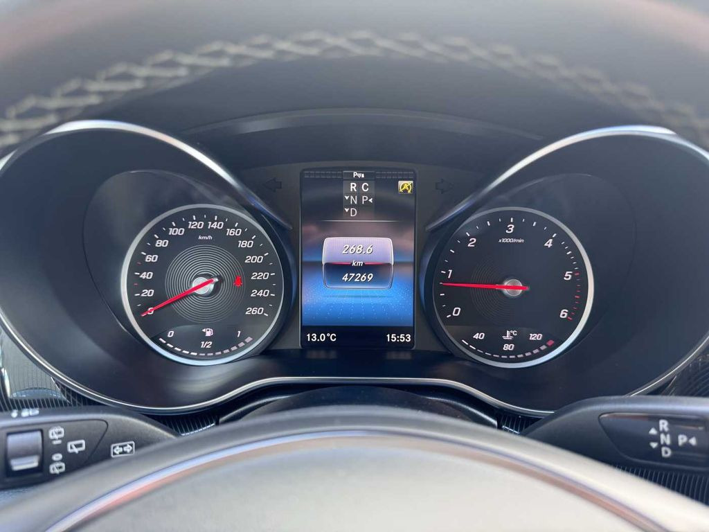 Lease a Mercedes-Benz V 300 d EDITION 7Sitze MBUX LED Kamera  Mercedes-Benz V 300 d EDITION 7Sitze MBUX LED Kamera: picture 12