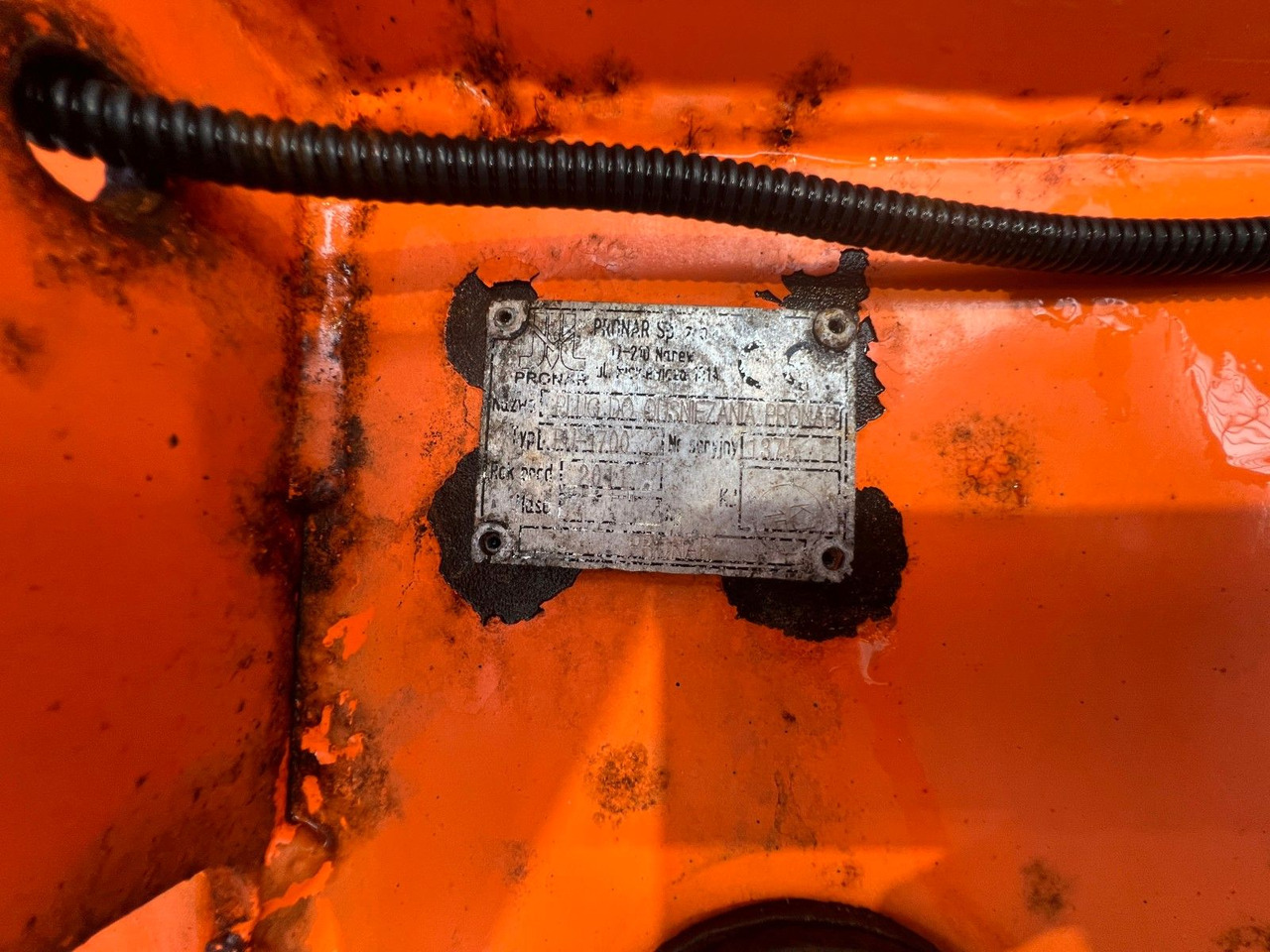 Lease a Pronar PU-1700 Schneeschild / 2011 / 1.930 mm Pronar PU-1700 Schneeschild / 2011 / 1.930 mm: picture 12 Lease a Pronar PU-1700 Schneeschild / 2011 / 1.930 mm Pronar PU-1700 Schneeschild / 2011 / 1.930 mm: picture 12