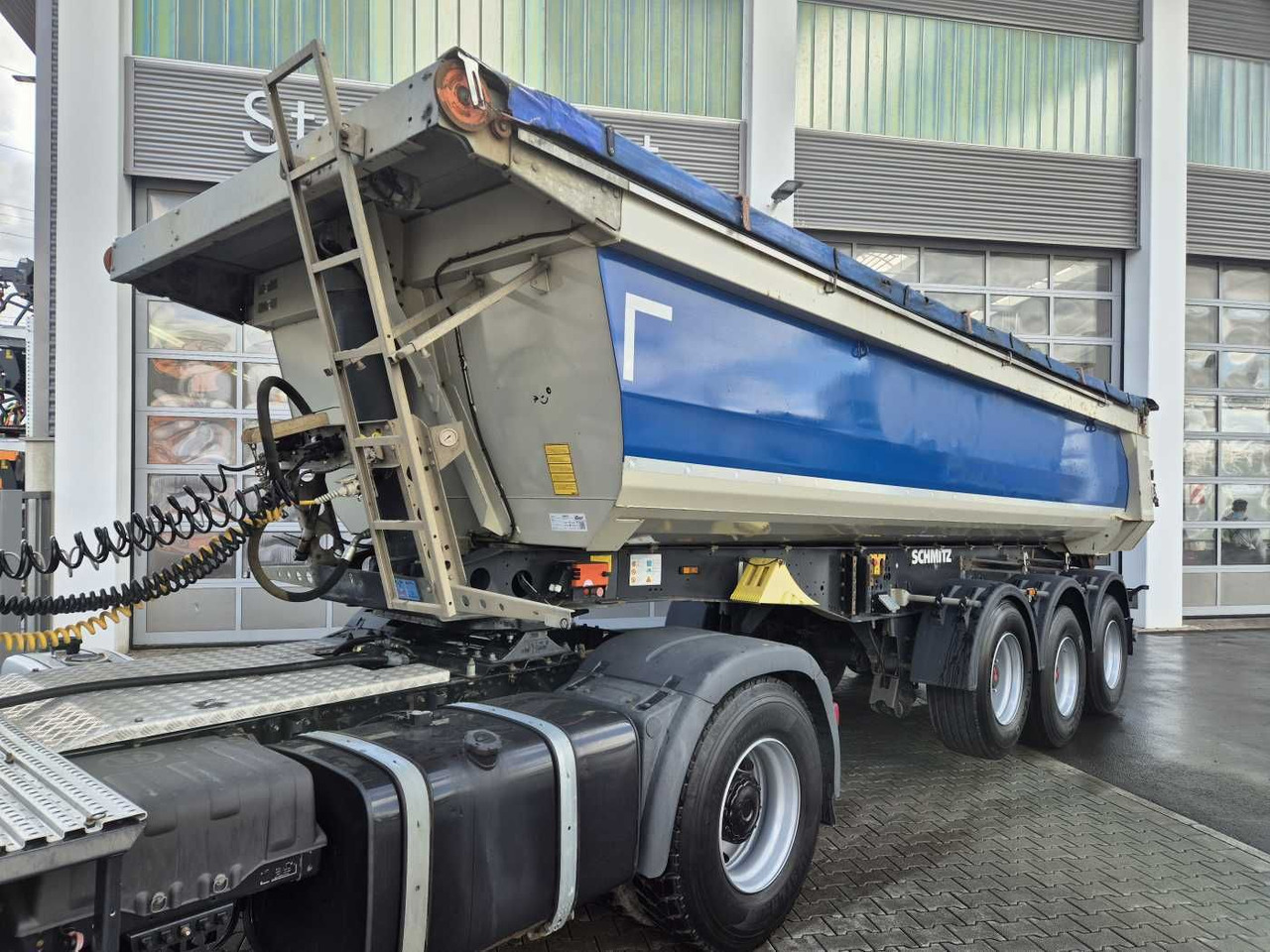 Schmitz Cargobull SGF*S3 SKI 24 SL 7.2 Mulde 23m³ Liftachse 5x - Tipper semi-trailer: picture 2 Schmitz Cargobull SGF*S3 SKI 24 SL 7.2 Mulde 23m³ Liftachse 5x - Tipper semi-trailer: picture 2