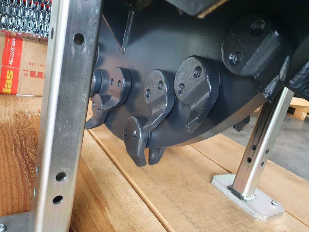 New Stump grinder Seppi M. KASTOR hyd 090 / Wurzelstockfräse Seppi M. KASTOR hyd 090 / Wurzelstockfräse: picture 10 New Stump grinder Seppi M. KASTOR hyd 090 / Wurzelstockfräse Seppi M. KASTOR hyd 090 / Wurzelstockfräse: picture 10
