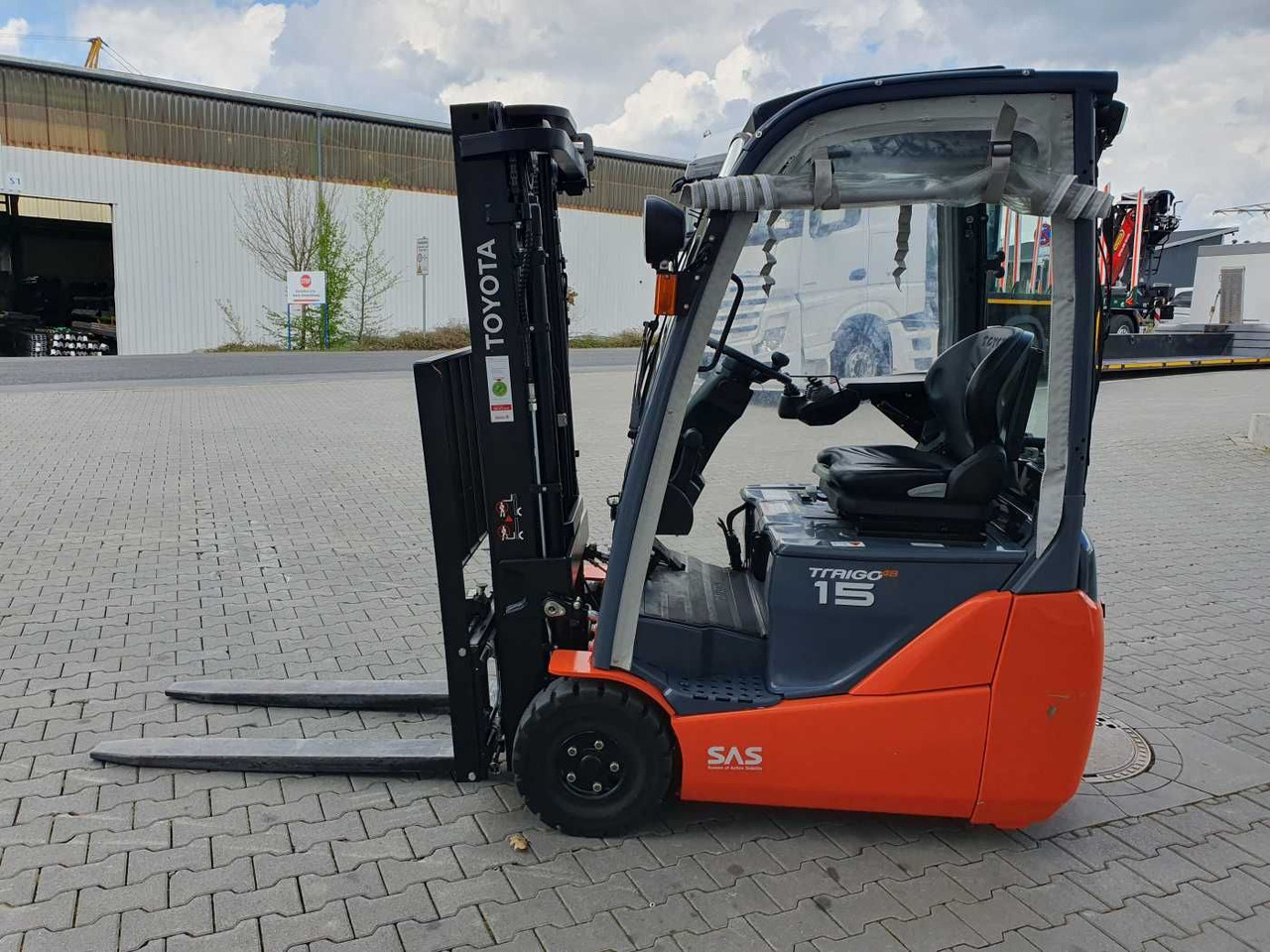 Electric forklift Toyota 8FBET15 / Triplex: 4.30m / nur 393h! / SS: picture 7