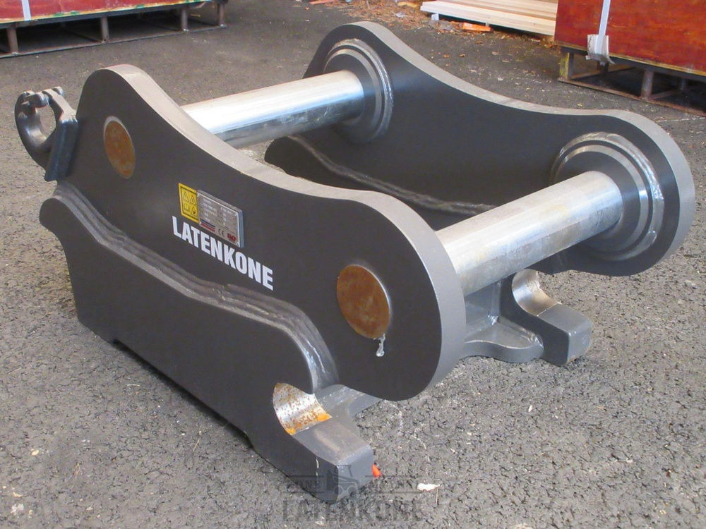 SMP Kiinteä pikaliitin S80 hyd. - Quick coupler for Construction machinery: picture 1 SMP Kiinteä pikaliitin S80 hyd. - Quick coupler for Construction machinery: picture 1