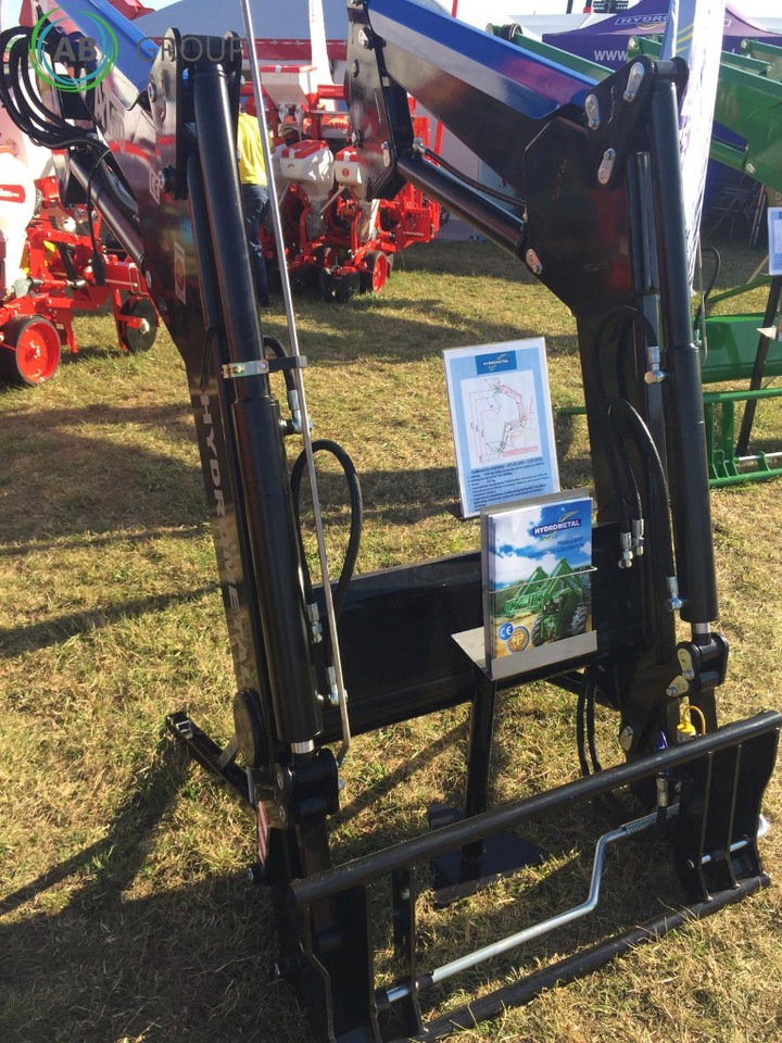 Hydrometal front loader AT-30 - Front loader for tractor: picture 3 Hydrometal front loader AT-30 - Front loader for tractor: picture 3