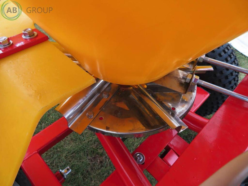 Jar-Met rozsiewacz nawozów ciągany GP200 - Fertilizer spreader: picture 1 Jar-Met rozsiewacz nawozów ciągany GP200 - Fertilizer spreader: picture 1