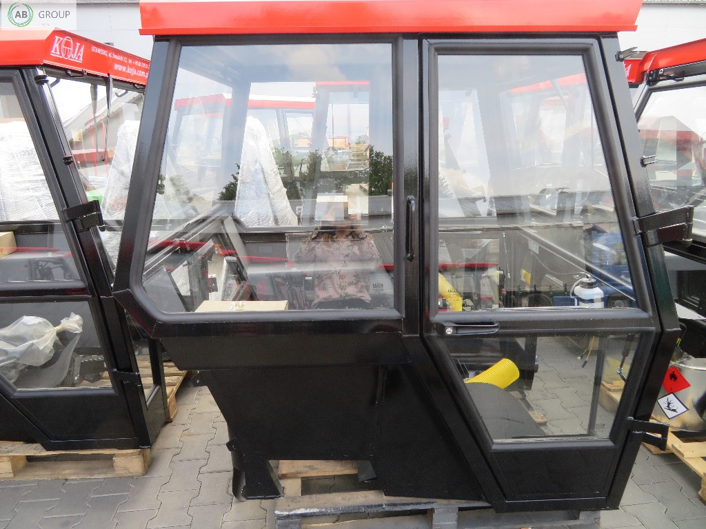 Koja tractor cab C-330 - Cab for Farm tractor: picture 5 Koja tractor cab C-330 - Cab for Farm tractor: picture 5
