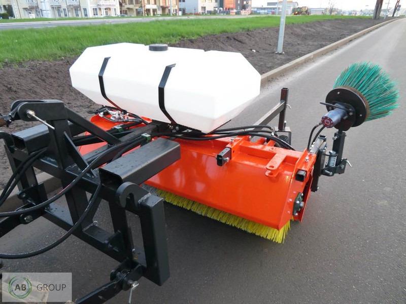 METAL-TECHNIK zamiatarka 1,8m - Broom for Municipal/ Special vehicle: picture 1 METAL-TECHNIK zamiatarka 1,8m - Broom for Municipal/ Special vehicle: picture 1