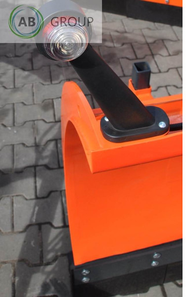 PŁUG odśnieżny komunalny Metal-Technik 3.0 - Snow plough for Agricultural machinery: picture 5 PŁUG odśnieżny komunalny Metal-Technik 3.0 - Snow plough for Agricultural machinery: picture 5