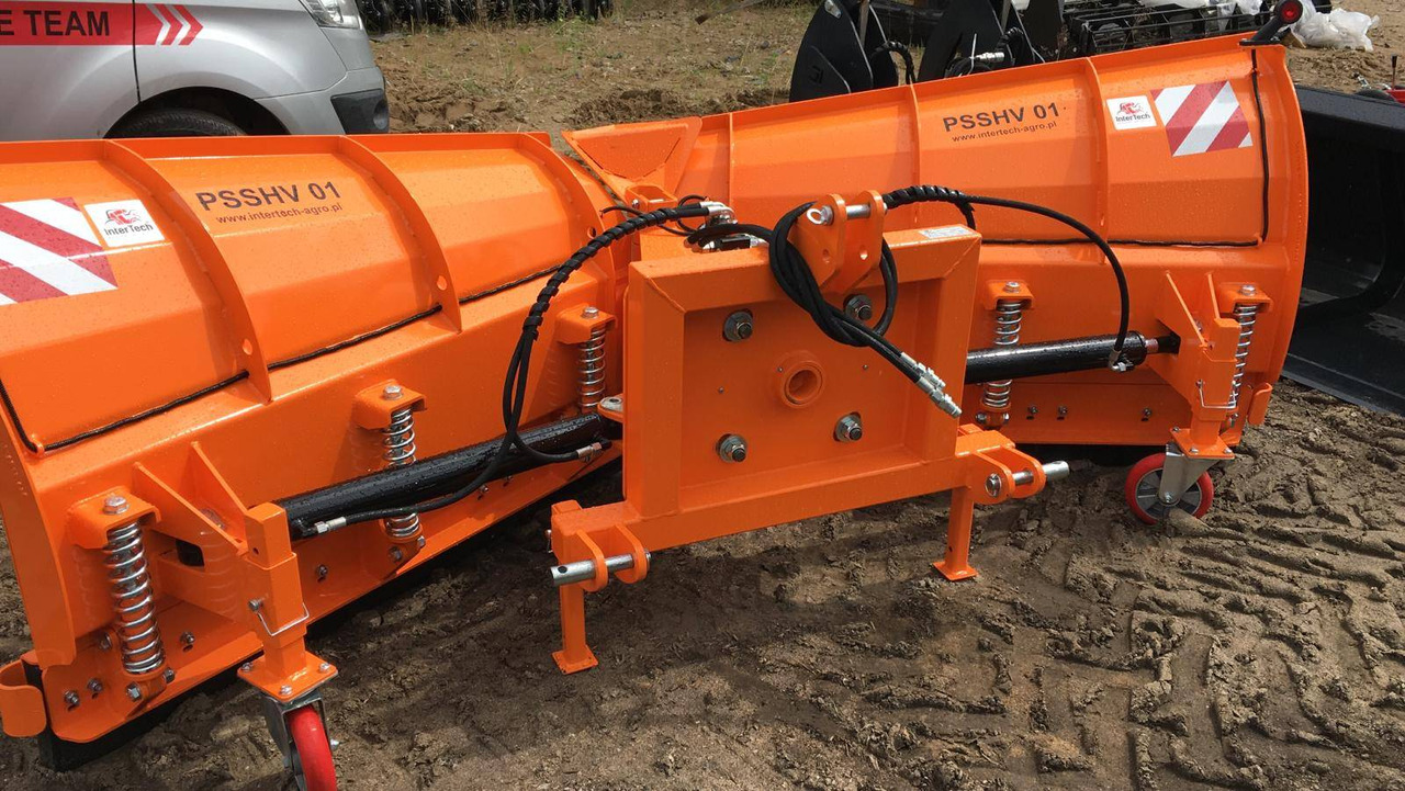 Snow plow v-shape PSSHV-01 3.15 - Snow plough for Agricultural machinery: picture 2 Snow plow v-shape PSSHV-01 3.15 - Snow plough for Agricultural machinery: picture 2