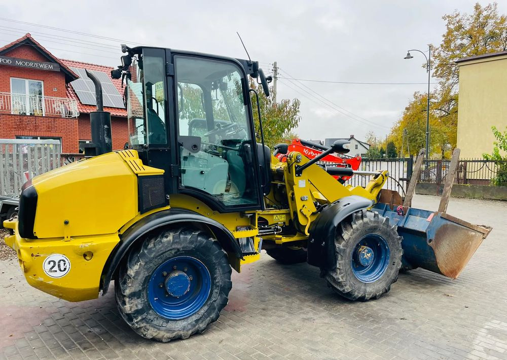 Caterpillar 908H - Wheel loader: picture 4 Caterpillar 908H - Wheel loader: picture 4