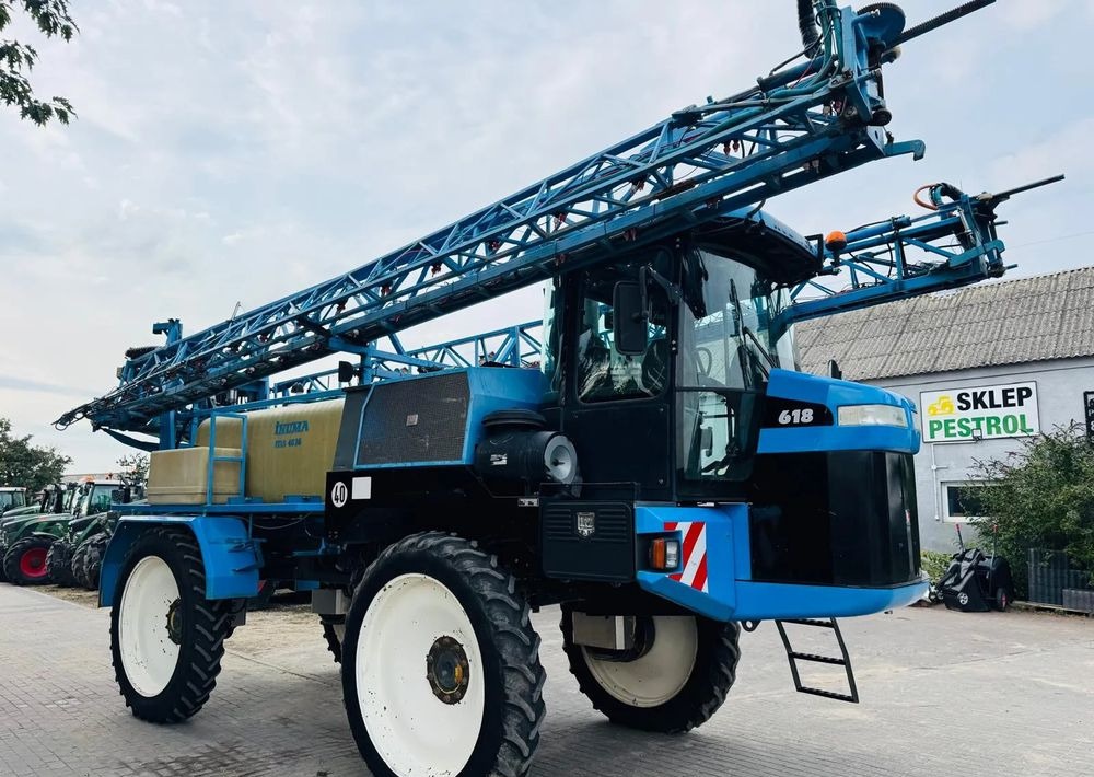 Challenger ROGATOR 618 - Sprayer: picture 5 Challenger ROGATOR 618 - Sprayer: picture 5