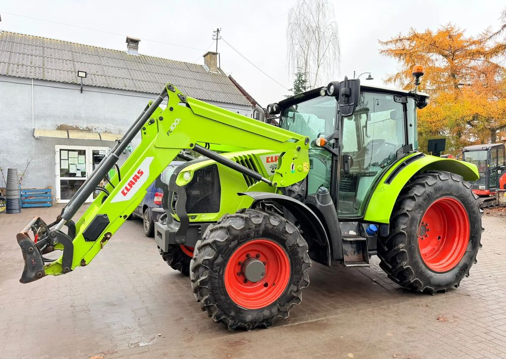 Claas Arion 420 - Farm tractor: picture 1 Claas Arion 420 - Farm tractor: picture 1