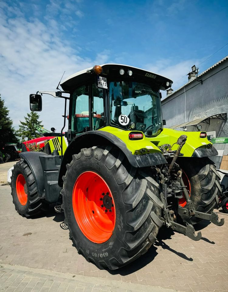 Claas Arion 650 - Farm tractor: picture 2 Claas Arion 650 - Farm tractor: picture 2