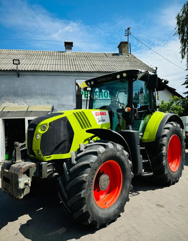 Claas Arion 650 - Farm tractor: picture 1 Claas Arion 650 - Farm tractor: picture 1