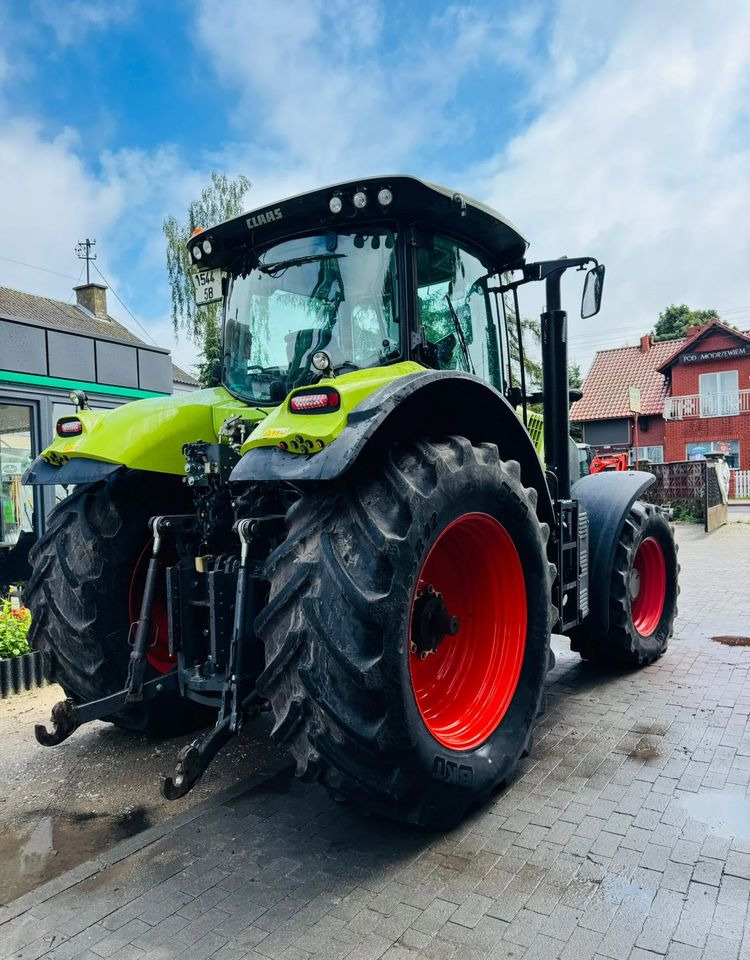 Claas Axion 810 CEBIS - Farm tractor: picture 5 Claas Axion 810 CEBIS - Farm tractor: picture 5