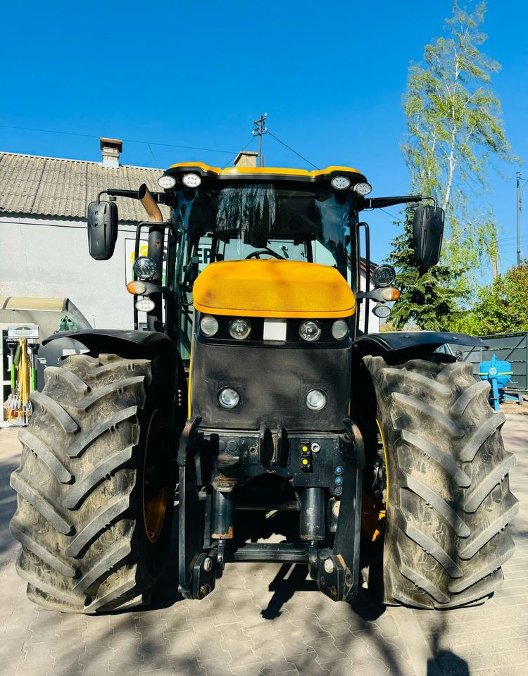 JCB 4220 - Farm tractor: picture 5 JCB 4220 - Farm tractor: picture 5