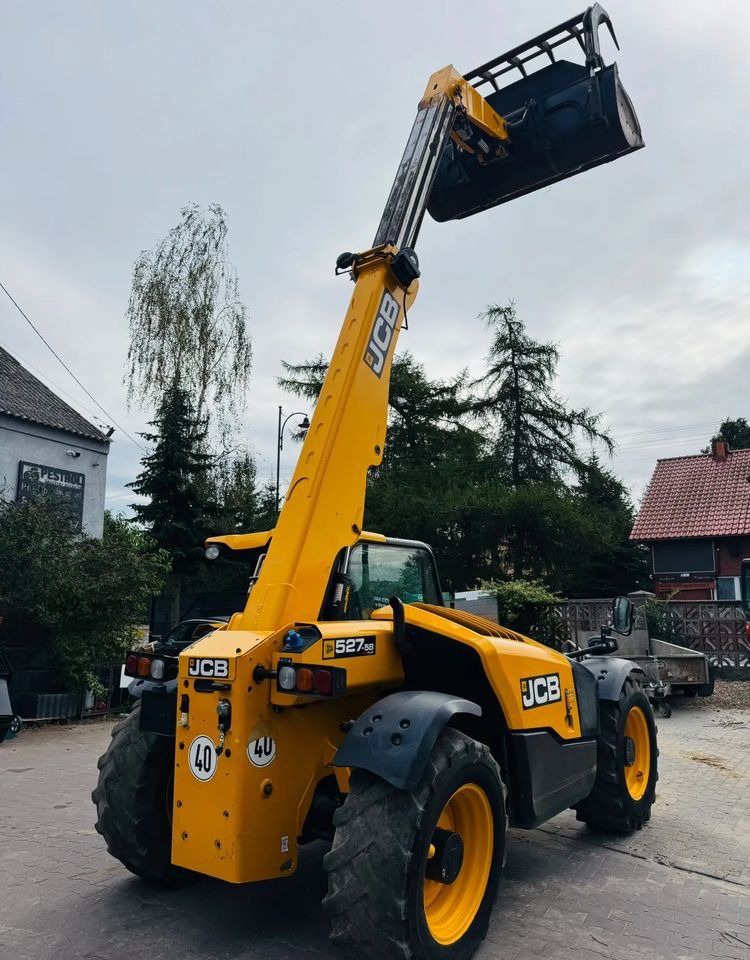 Telescopic handler JCB 527-58 AGRI PLUS: picture 12
