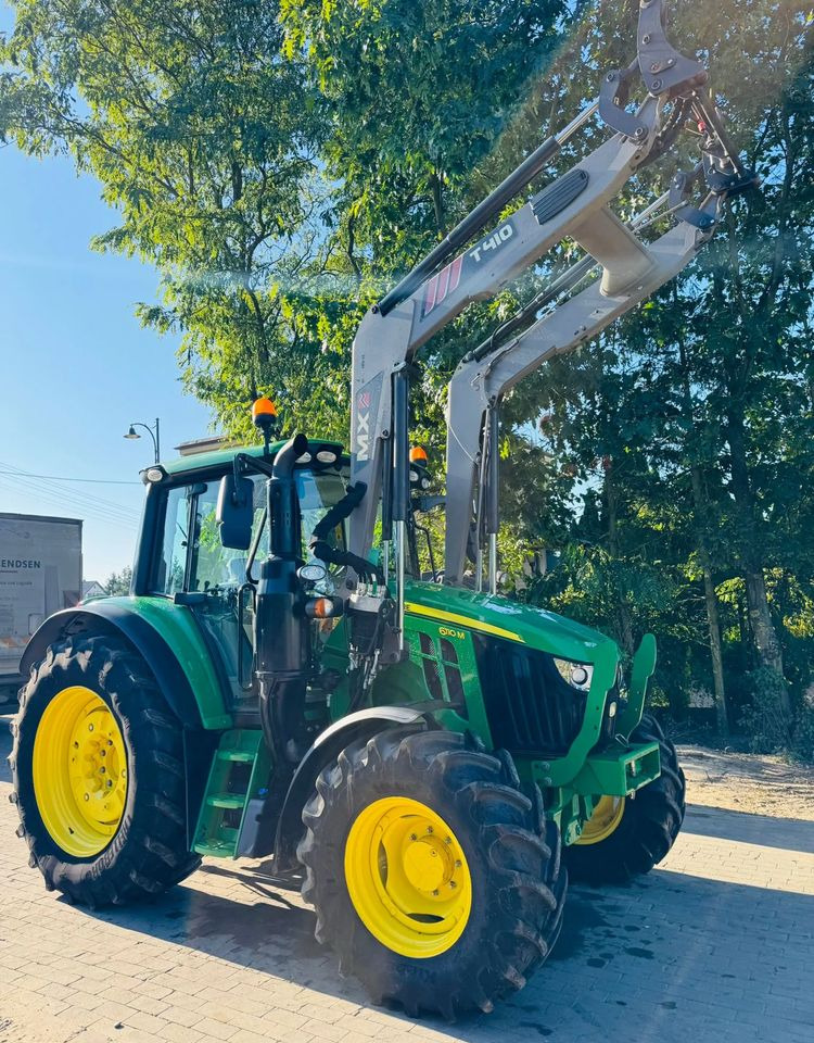 Lease a  John Deere 6110M John Deere 6110M: picture 6