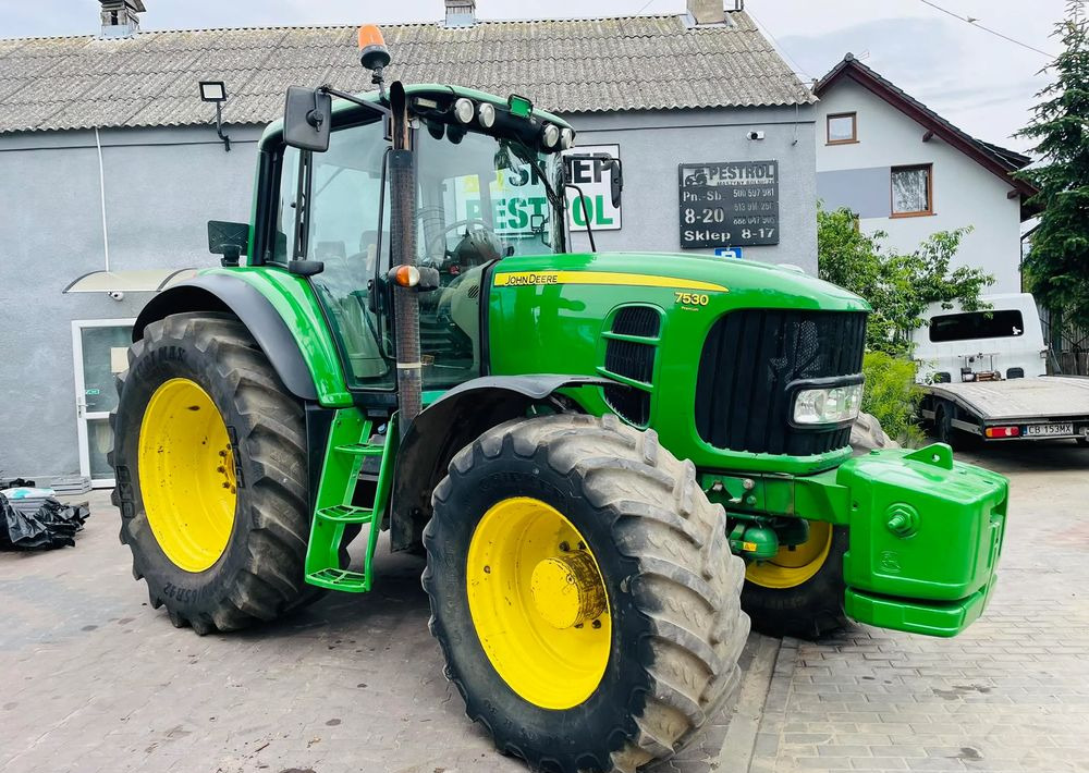 Farm tractor John Deere 7530 PREMIUM: picture 7