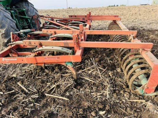 Kverneland CLB - Cultivator: picture 2 Kverneland CLB - Cultivator: picture 2