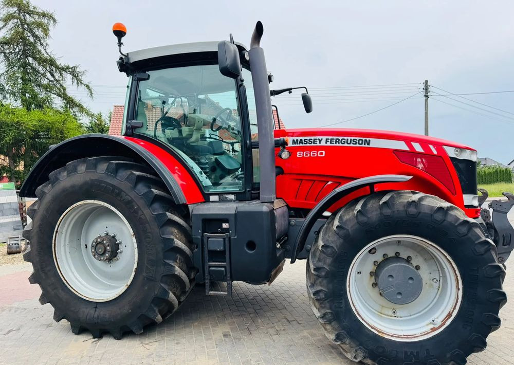 Massey Ferguson 8660 DYNA VT - Farm tractor: picture 4 Massey Ferguson 8660 DYNA VT - Farm tractor: picture 4