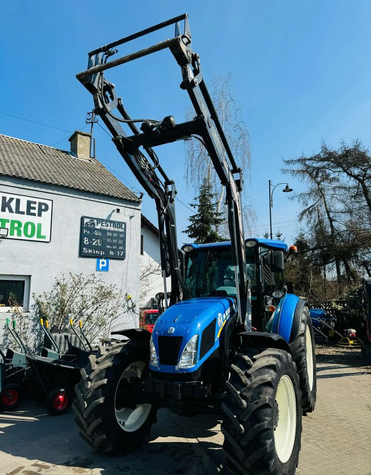 New Holland TD5.105 - Farm tractor: picture 3 New Holland TD5.105 - Farm tractor: picture 3
