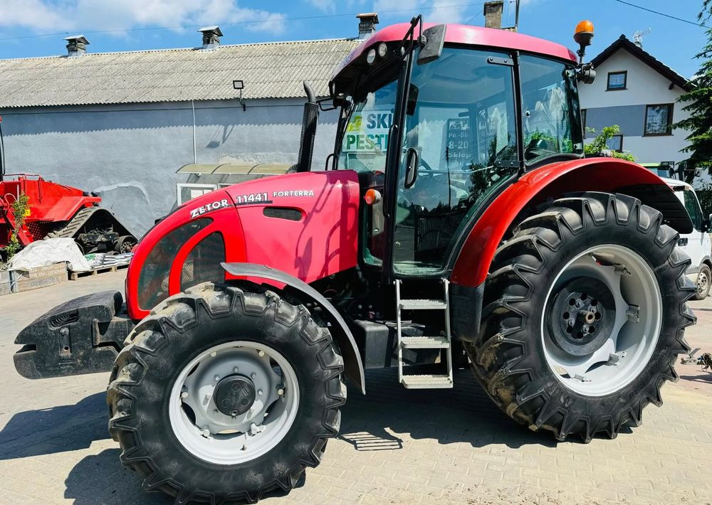 Zetor FORTERRA 11441 - Farm tractor: picture 2 Zetor FORTERRA 11441 - Farm tractor: picture 2