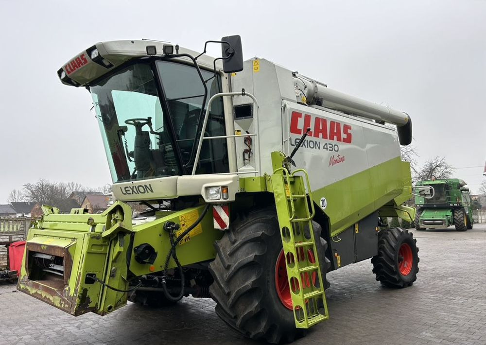 Claas Lexion 430 Montana - Combine harvester: picture 2 Claas Lexion 430 Montana - Combine harvester: picture 2