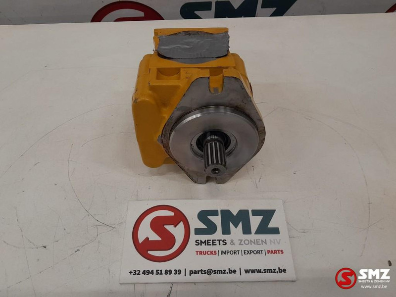Caterpillar Auxiliary gear pump Caterpillar - Hydraulic pump for Material handling equipment: picture 1 Caterpillar Auxiliary gear pump Caterpillar - Hydraulic pump for Material handling equipment: picture 1