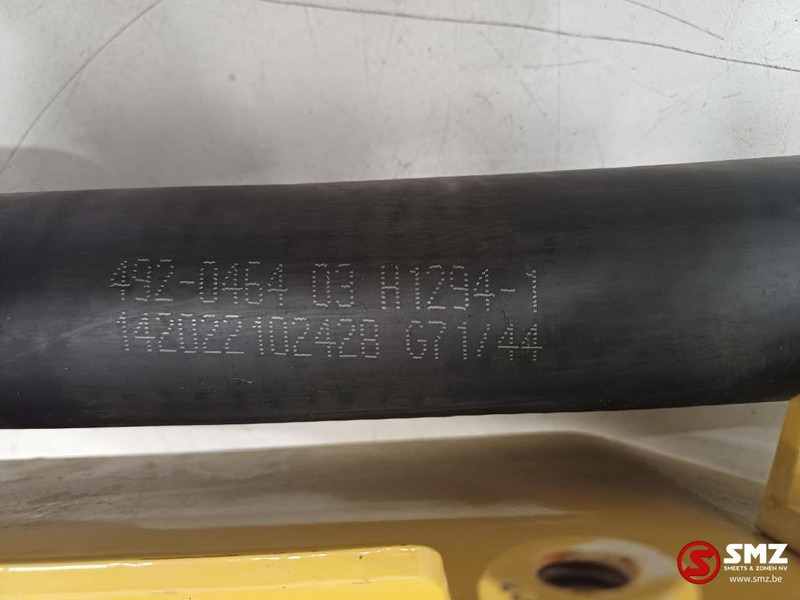 Caterpillar Hose + cap engine oil filler + plates Caterpillar - Engine and parts for Material handling equipment: picture 3 Caterpillar Hose + cap engine oil filler + plates Caterpillar - Engine and parts for Material handling equipment: picture 3