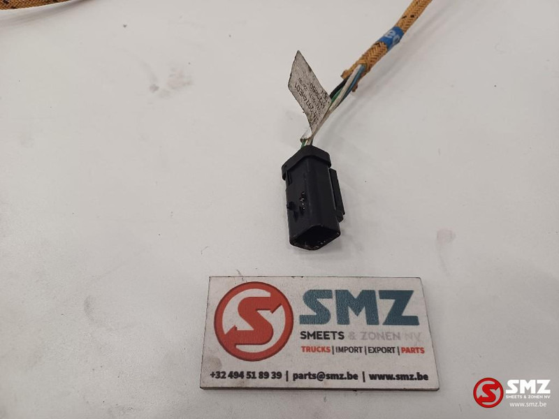 Caterpillar Wire harness Caterpillar - Cables/ Wire harness for Material handling equipment: picture 3 Caterpillar Wire harness Caterpillar - Cables/ Wire harness for Material handling equipment: picture 3