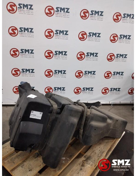 DAF Occ AdBlue tank 90L DAF XF106 - Fuel processing/ Fuel delivery for Truck: picture 1 DAF Occ AdBlue tank 90L DAF XF106 - Fuel processing/ Fuel delivery for Truck: picture 1