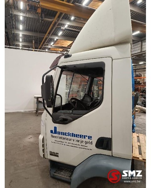 DAF Occ Cabine DAF 55 LF - Cab for Truck: picture 2 DAF Occ Cabine DAF 55 LF - Cab for Truck: picture 2