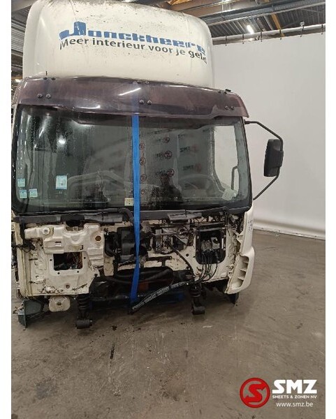 DAF Occ Cabine DAF 55 LF - Cab for Truck: picture 3 DAF Occ Cabine DAF 55 LF - Cab for Truck: picture 3