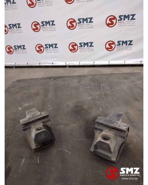 DAF Occ Motorsteunen voorzijde DAF XF106 - Engine mount for Truck: picture 1 DAF Occ Motorsteunen voorzijde DAF XF106 - Engine mount for Truck: picture 1