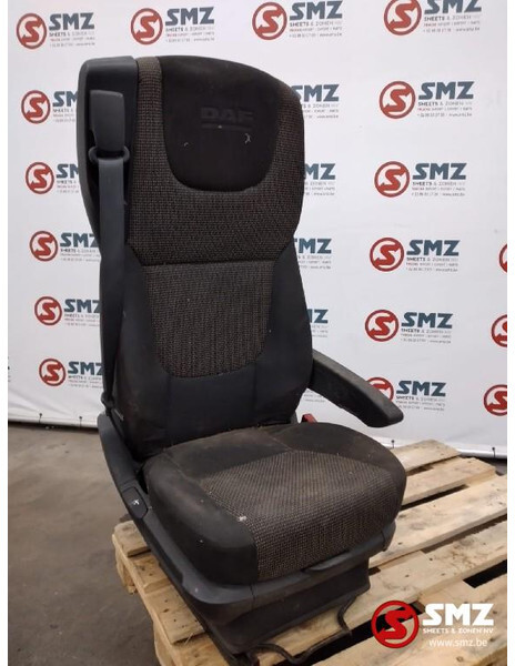 DAF Occ bijrijdersstoel DAF XF105 - Cab and interior for Truck: picture 1 DAF Occ bijrijdersstoel DAF XF105 - Cab and interior for Truck: picture 1