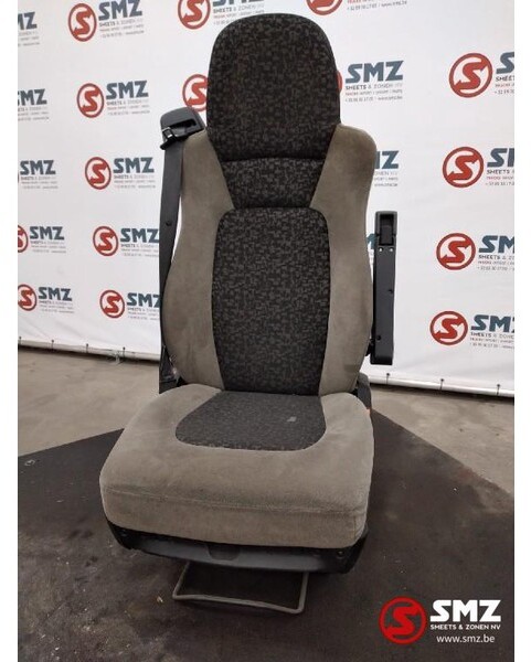DAF Occ passagierszetel DAF xf105 - Cab and interior for Truck: picture 2 DAF Occ passagierszetel DAF xf105 - Cab and interior for Truck: picture 2