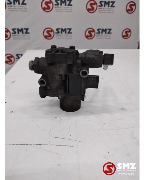 DAF Occ regelventiel luchtvering DAF XF106 - Air suspension for Truck: picture 1 DAF Occ regelventiel luchtvering DAF XF106 - Air suspension for Truck: picture 1