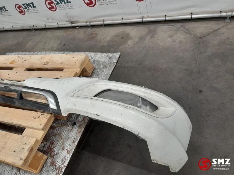 DAF Occ voorbumper DAF - Bumper for Truck: picture 3 DAF Occ voorbumper DAF - Bumper for Truck: picture 3