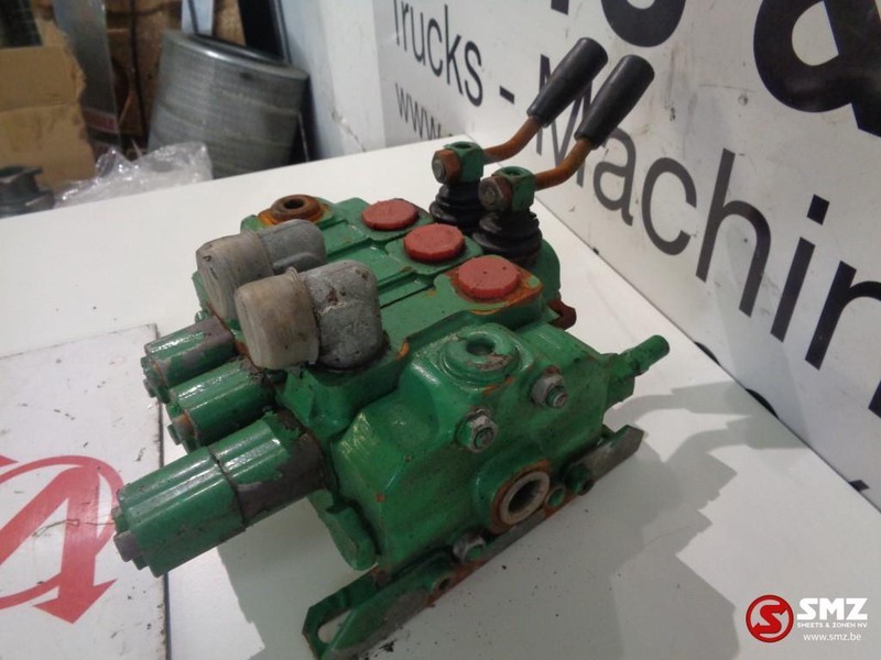 Diversen Occ 4 weg ventiel - Hydraulic valve for Truck: picture 3 Diversen Occ 4 weg ventiel - Hydraulic valve for Truck: picture 3