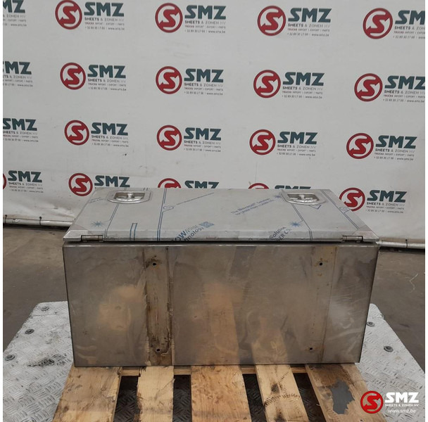 Diversen Occ RVS gereedschapskoffer 80 cm x 40 cm x 40 cm - Frame/ Chassis for Truck: picture 1 Diversen Occ RVS gereedschapskoffer 80 cm x 40 cm x 40 cm - Frame/ Chassis for Truck: picture 1