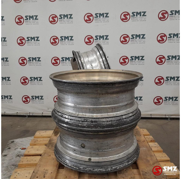 Diversen Occ set van 4 velgen 22,5 x 9,00 Alcoa - Rim for Truck: picture 3 Diversen Occ set van 4 velgen 22,5 x 9,00 Alcoa - Rim for Truck: picture 3