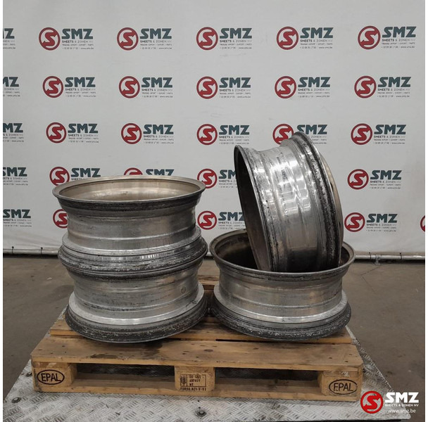 Diversen Occ set van 4 velgen 22,5 x 9,00 Alcoa - Rim for Truck: picture 4 Diversen Occ set van 4 velgen 22,5 x 9,00 Alcoa - Rim for Truck: picture 4